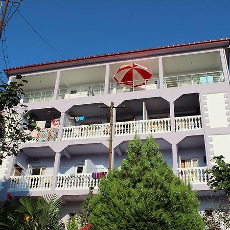 Badu Guest House Кваріаті Екстер'єр фото
